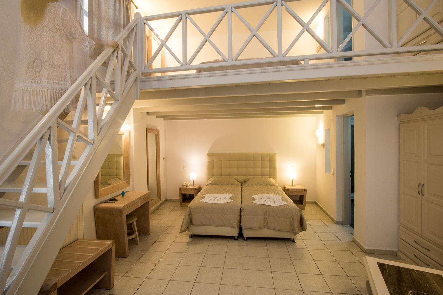 Erato Apartments Fira  Ngoại thất bức ảnh