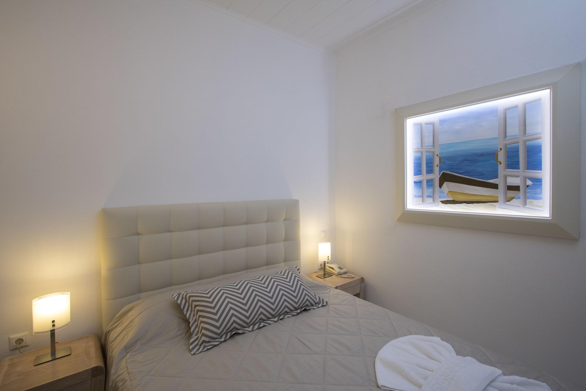 Erato Apartments Fira  Ngoại thất bức ảnh